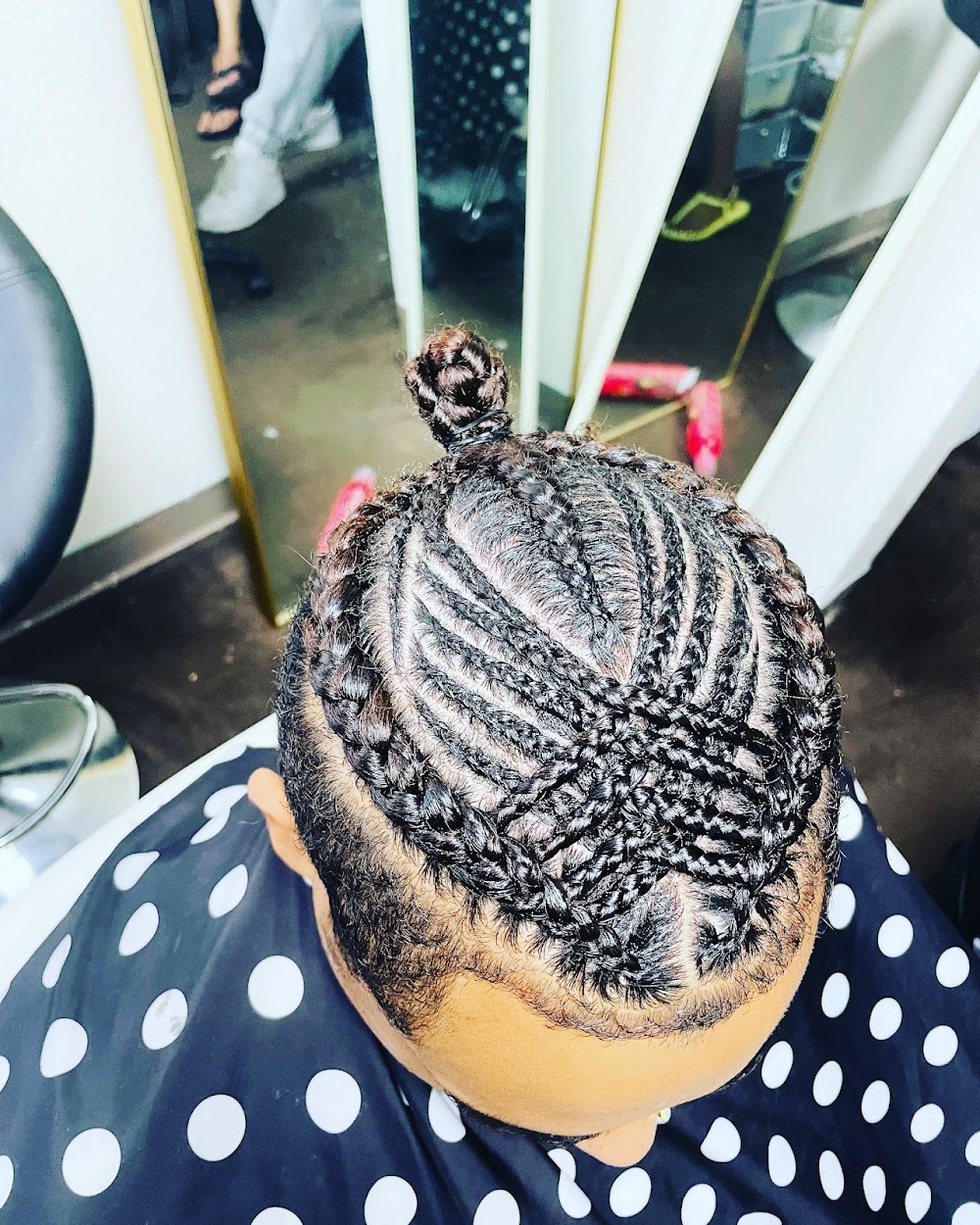 Mukuwa African hair braiders
